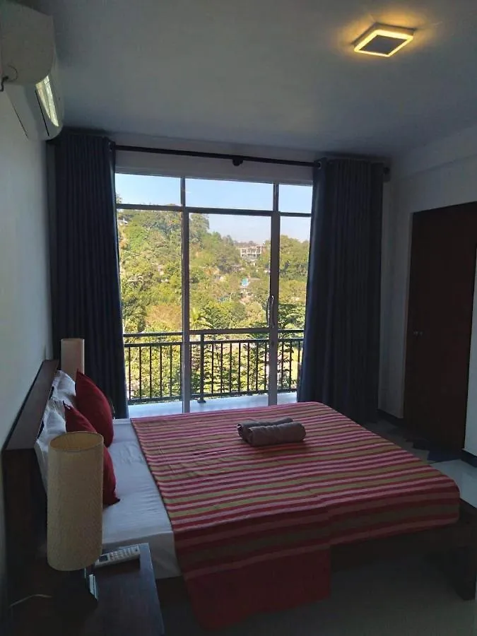 Cozy Homestay Kandy Guest house