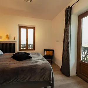 https://chalet-les-myrtilles.hotels-rhonealpes.com