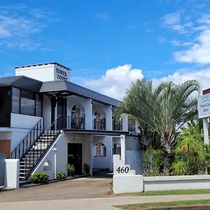Tower Court - Adults Only Haven Hervey Bay